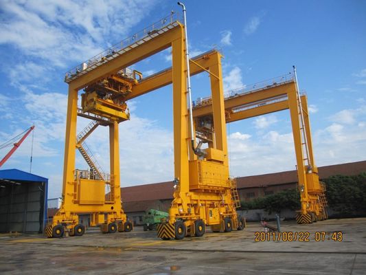 Quayside 40ton Rmg Container Cranes Ship To Shore Gantry Crane 380VAC